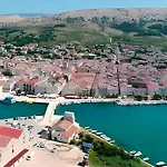 Family House Damir Apartman
