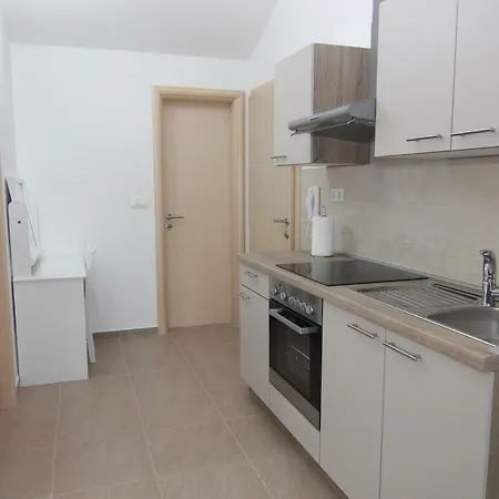 Apartmán Family House Damir *