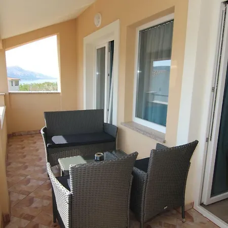 Family House Damir *
