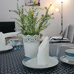 Family House Damir דירה *