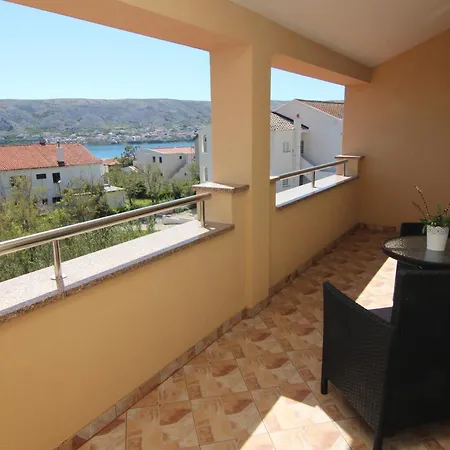 Family House Damir