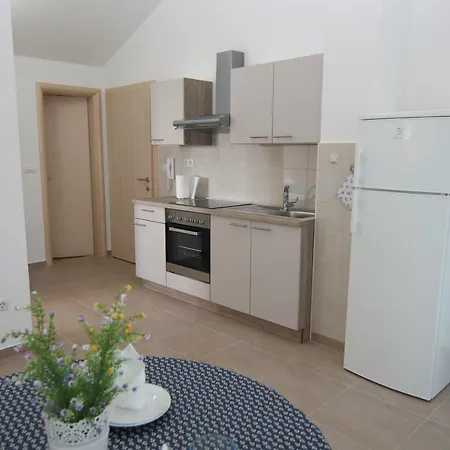 Family House Damir Διαμέρισμα Pag Town