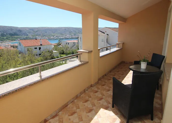 Family House Damir