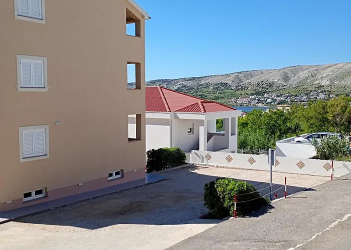 Διαμέρισμα Family House Damir