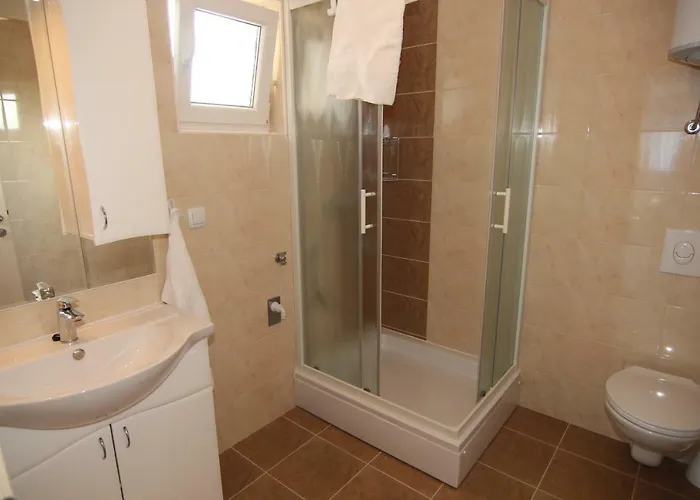 Family House Damir Apartmán *