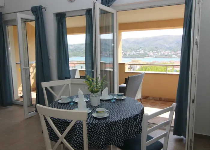 Διαμέρισμα Family House Damir *